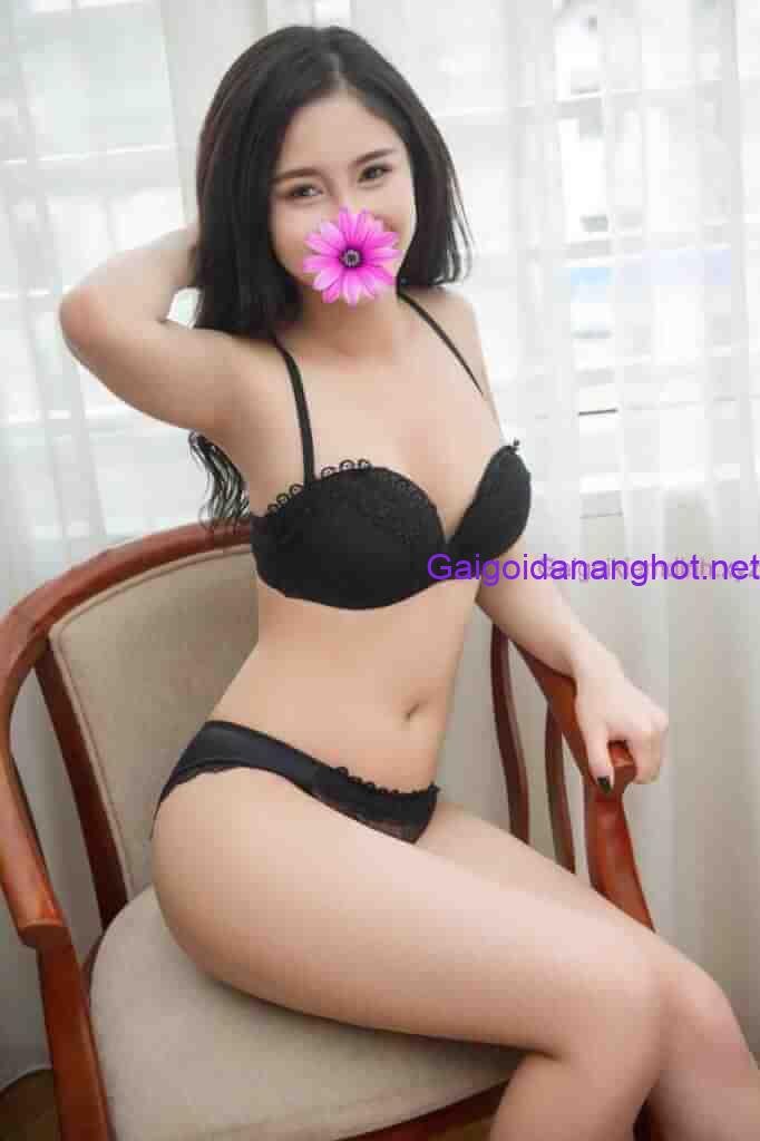 Hồng Anh-Em gái dâm phục vụ some