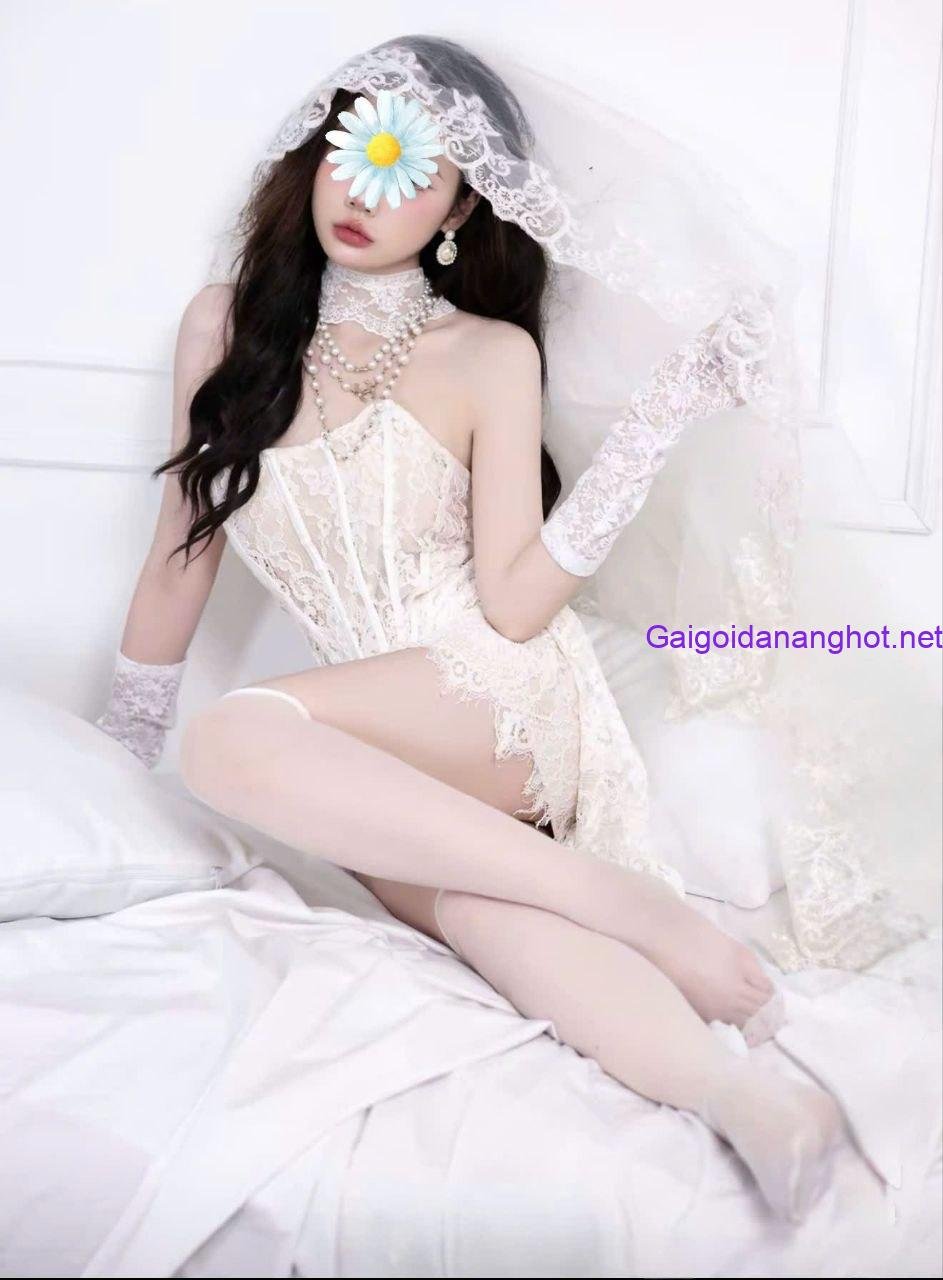 Triệu Vi 2k – Hàng Cao Cấp Đắk Lắk Mình Dây Body Nuột Skin Đẹp Dâm Làm Tình Sướng